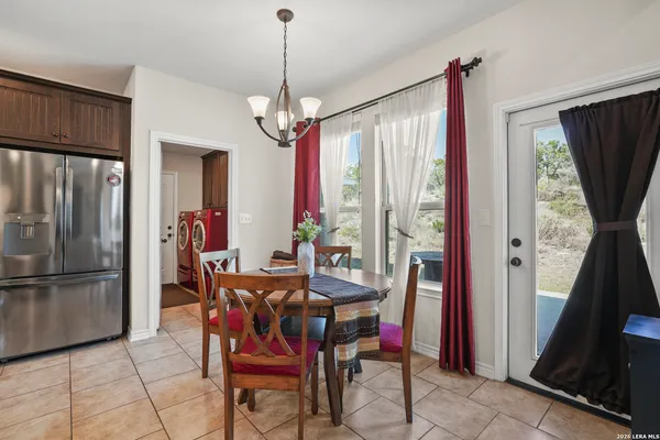 $669,000 | 1544 County Road 2801 East, Mico, TX 78056