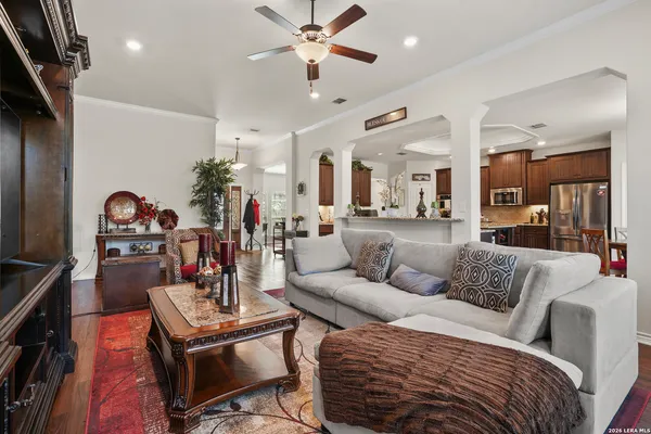 $669,000 | 1544 County Road 2801 East, Mico, TX 78056