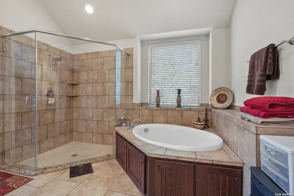 $669,000 | 1544 County Road 2801 East, Mico, TX 78056