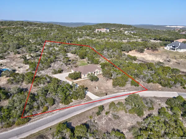 $669,000 | 1544 County Road 2801 East, Mico, TX 78056