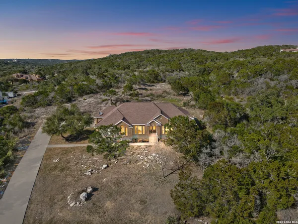 $669,000 | 1544 County Road 2801 East, Mico, TX 78056