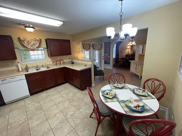 $329,000 | 115 Lakewood Drive, Oakland, TN 38060