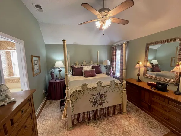 $329,000 | 115 Lakewood Drive, Oakland, TN 38060