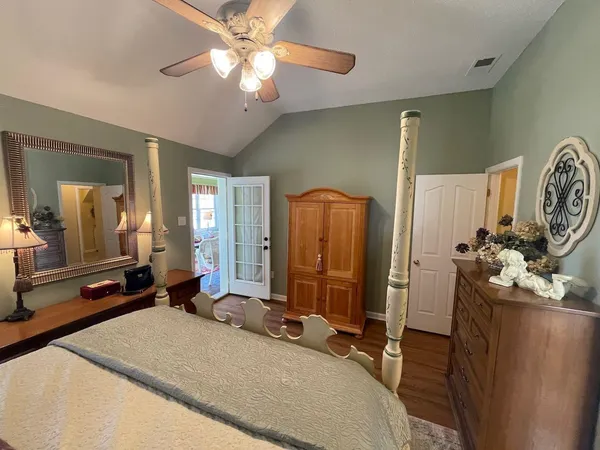 $329,000 | 115 Lakewood Drive, Oakland, TN 38060