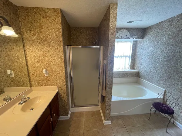 $329,000 | 115 Lakewood Drive, Oakland, TN 38060