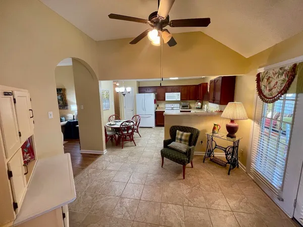 $329,000 | 115 Lakewood Drive, Oakland, TN 38060