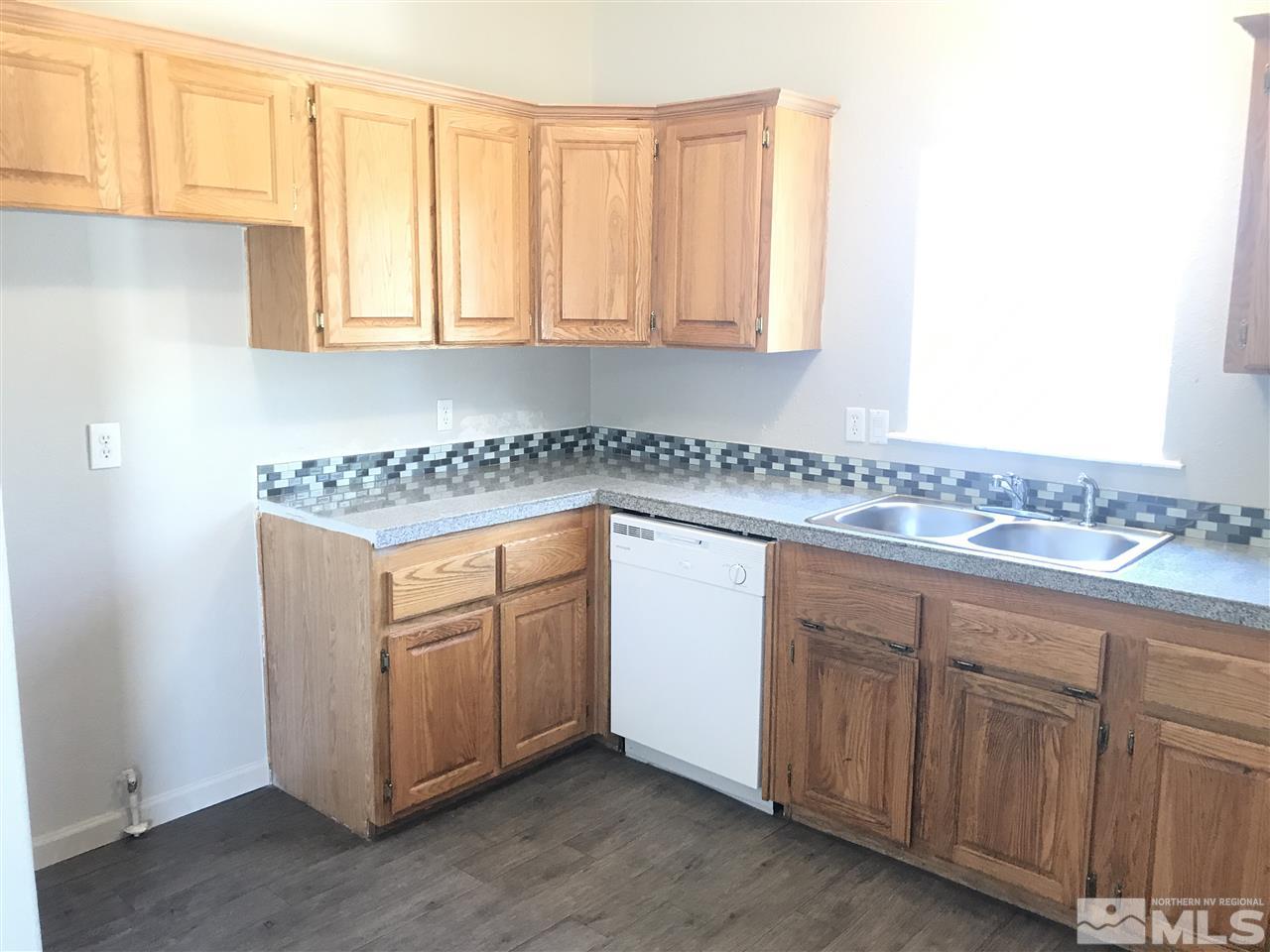 1135 Chisholm Trail Reno, NV 89506 - Photo 6 of 19 Photo 6