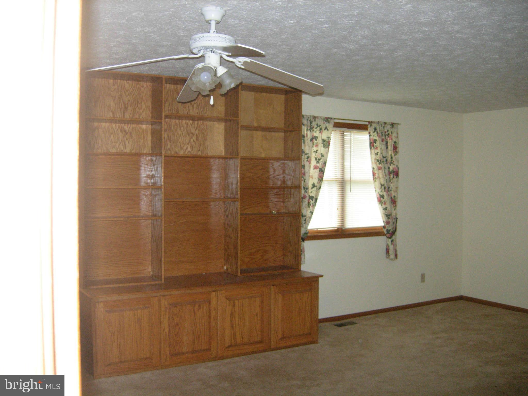137 Nellies Corner Road Rising Sun, MD 21911 - Photo 3 of 11 Living Room