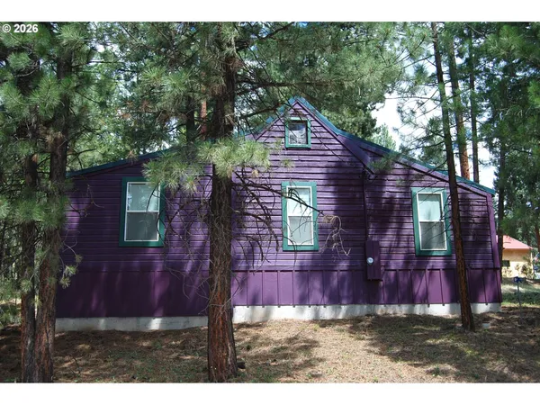 $250,000 | 682 Cracker Street, Sumpter, OR 97877
