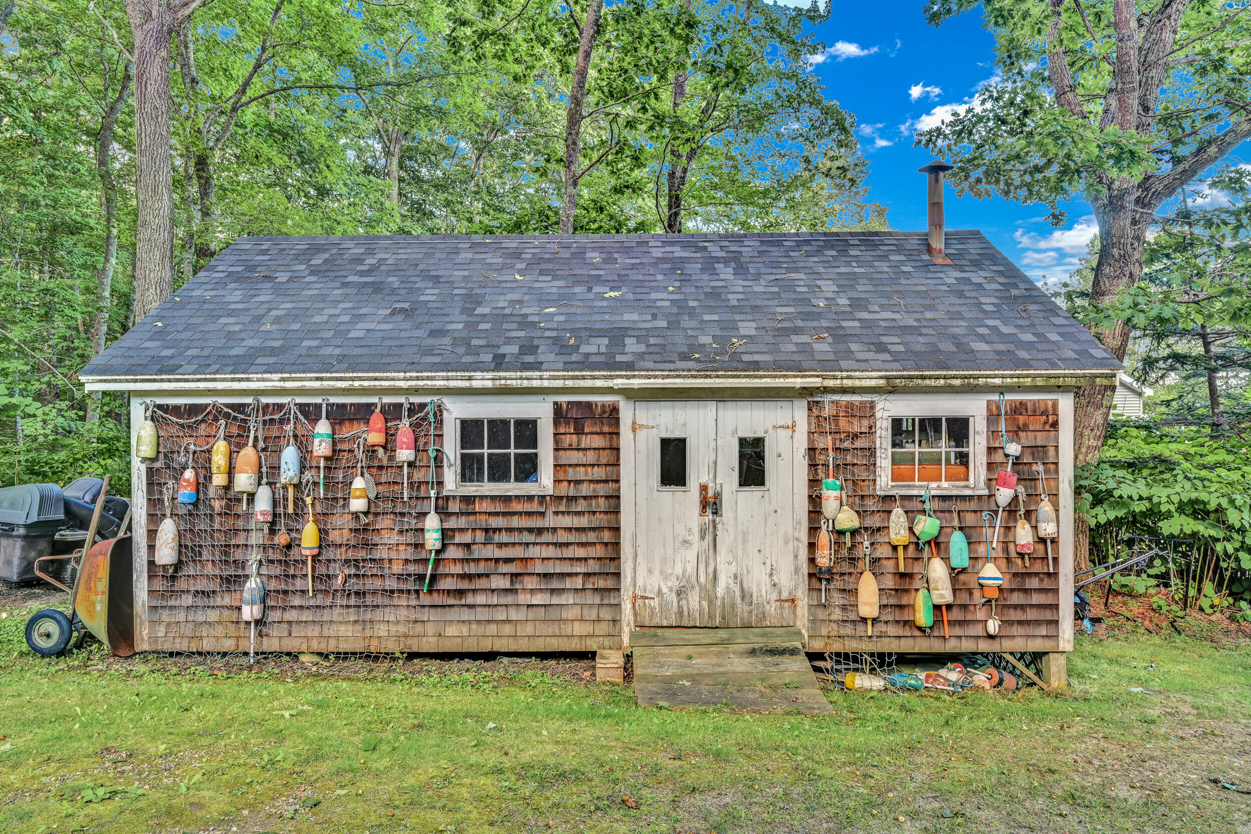 293 Medomak Road Bremen, ME 04551 - Photo 13 of 44 11_109687gr-105