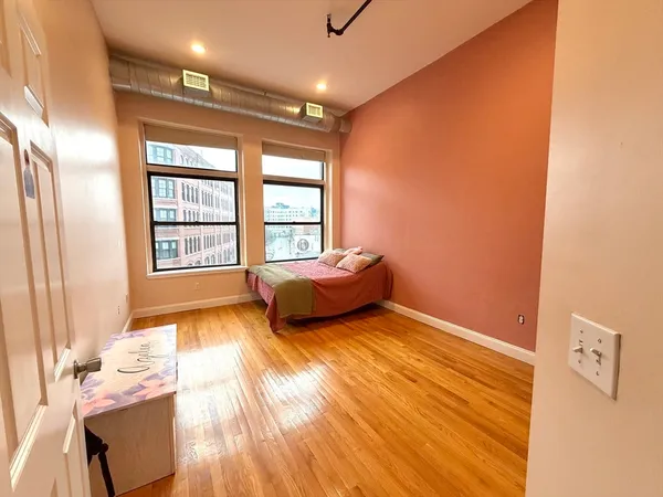 $399,999 | 54 Central Square, Unit 4A, Lynn, MA 01901