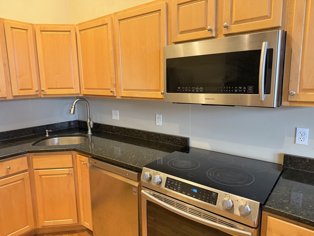 54 Central Square, Unit 4A Lynn, MA 01901 - Photo 3 of 34