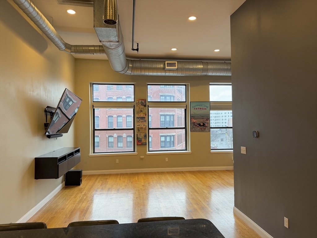 54 Central Square, Unit 4A Lynn, MA 01901 - Photo 4 of 34