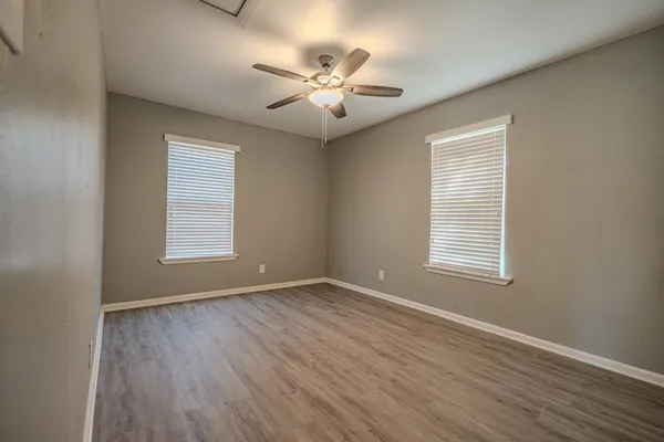 $319,999 | 5107 Sycamore Avenue, Pasadena, TX 77503