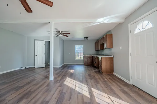$319,999 | 5107 Sycamore Avenue, Pasadena, TX 77503