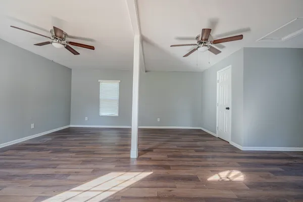 $319,999 | 5107 Sycamore Avenue, Pasadena, TX 77503