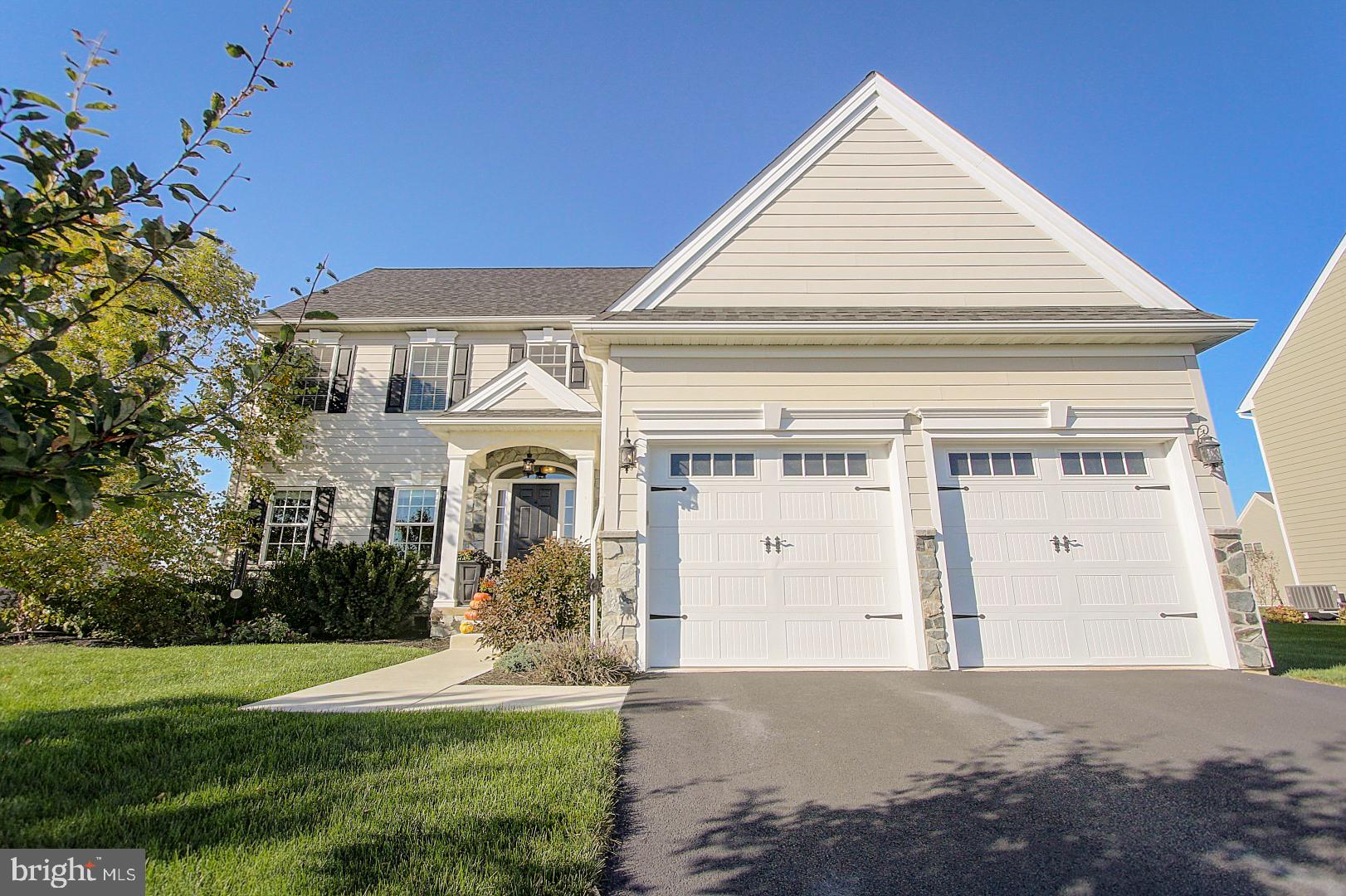 649 Integrity Drive Lititz, PA 17543 - Photo 1 of 46
