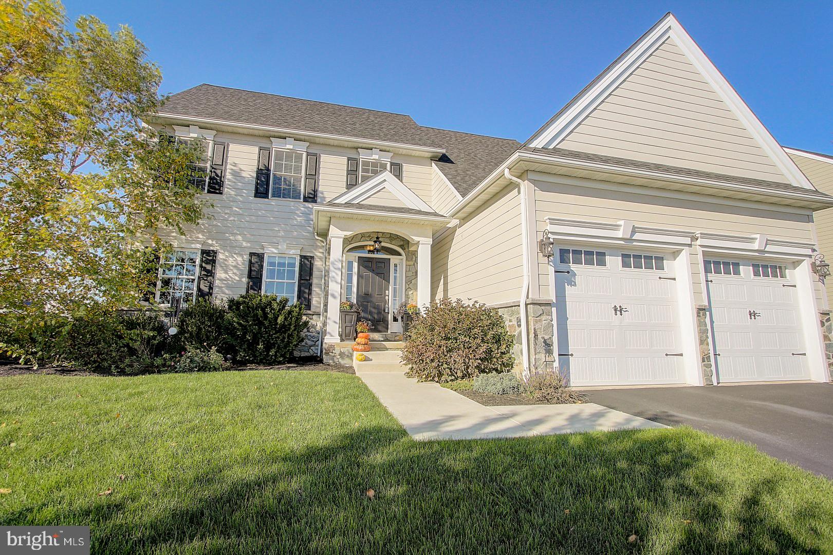 649 Integrity Drive Lititz, PA 17543 - Photo 2 of 46