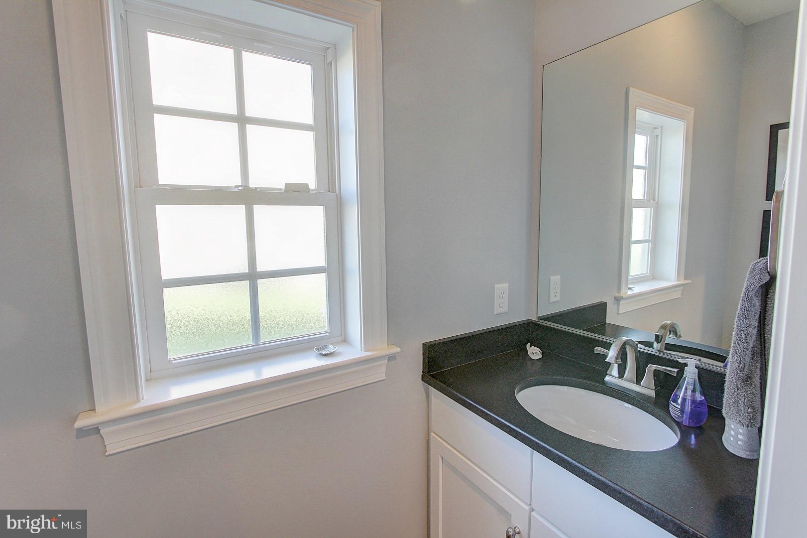 649 Integrity Drive Lititz, PA 17543 - Photo 14 of 46