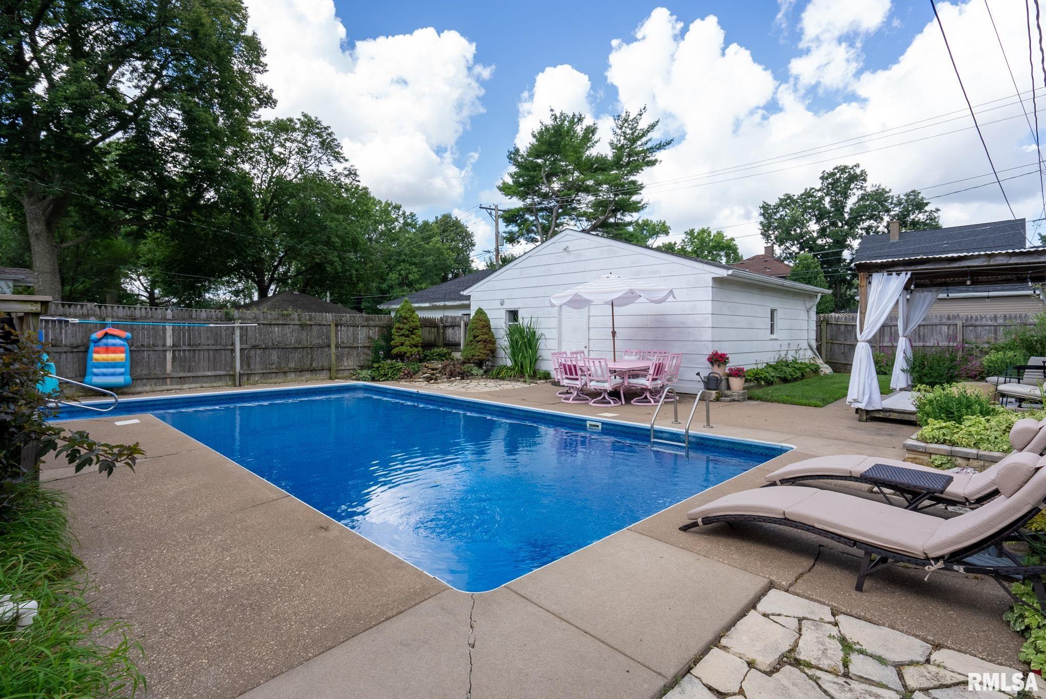 2318 Ripley Street Davenport, IA 52803 - Photo 12 of 68 Gallery Image 12