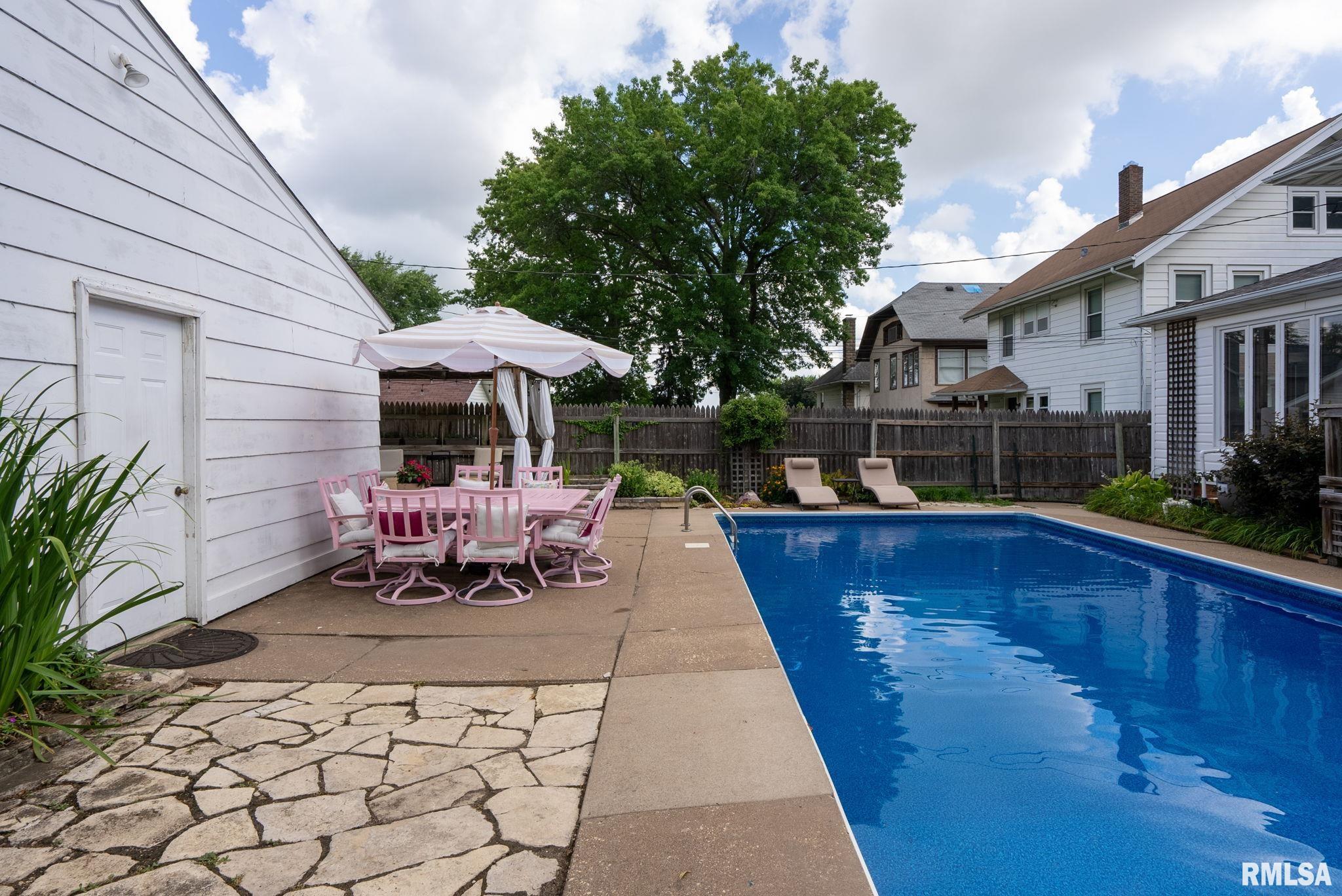 2318 Ripley Street Davenport, IA 52803 - Photo 36 of 68 Gallery Image 36