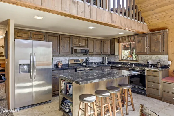 $865,000 | 2770 Apollo Circle, Overgaard, AZ 85933