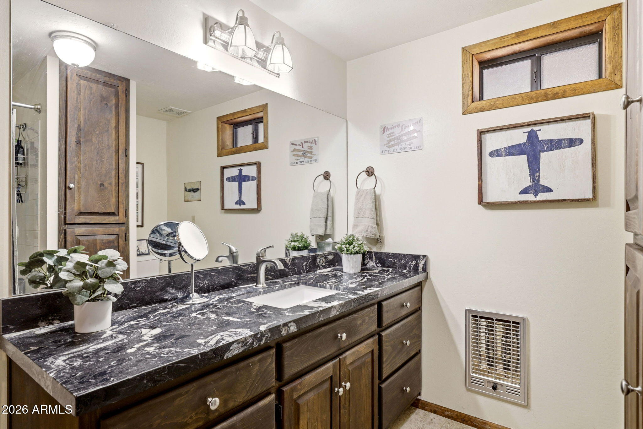 2770 Apollo Circle Overgaard, AZ 85933 - Photo 15 of 58 2770 Apollo Cir