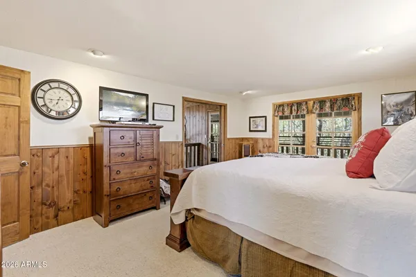 $865,000 | 2770 Apollo Circle, Overgaard, AZ 85933