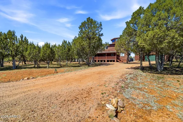 $865,000 | 2770 Apollo Circle, Overgaard, AZ 85933