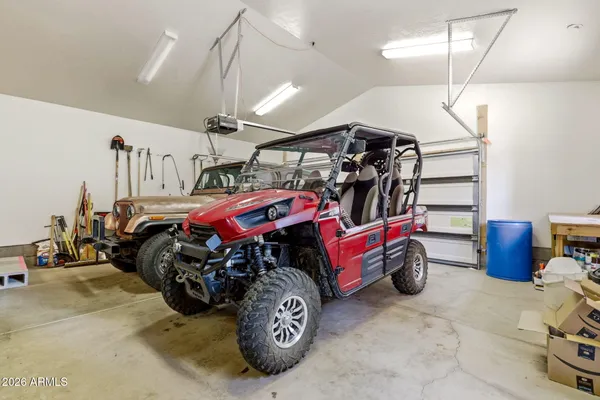 $865,000 | 2770 Apollo Circle, Overgaard, AZ 85933