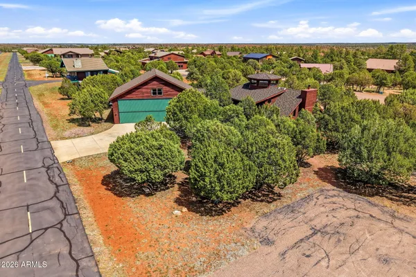 $865,000 | 2770 Apollo Circle, Overgaard, AZ 85933
