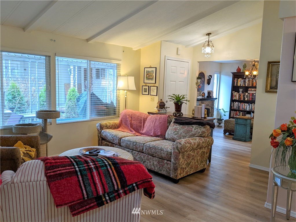 201 Union Avenue Southeast, Unit 245 Renton, WA 98059 - Photo 3 of 35 Gallery Image 3