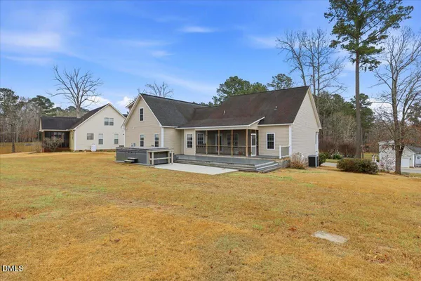 a view of house with a outdoor space