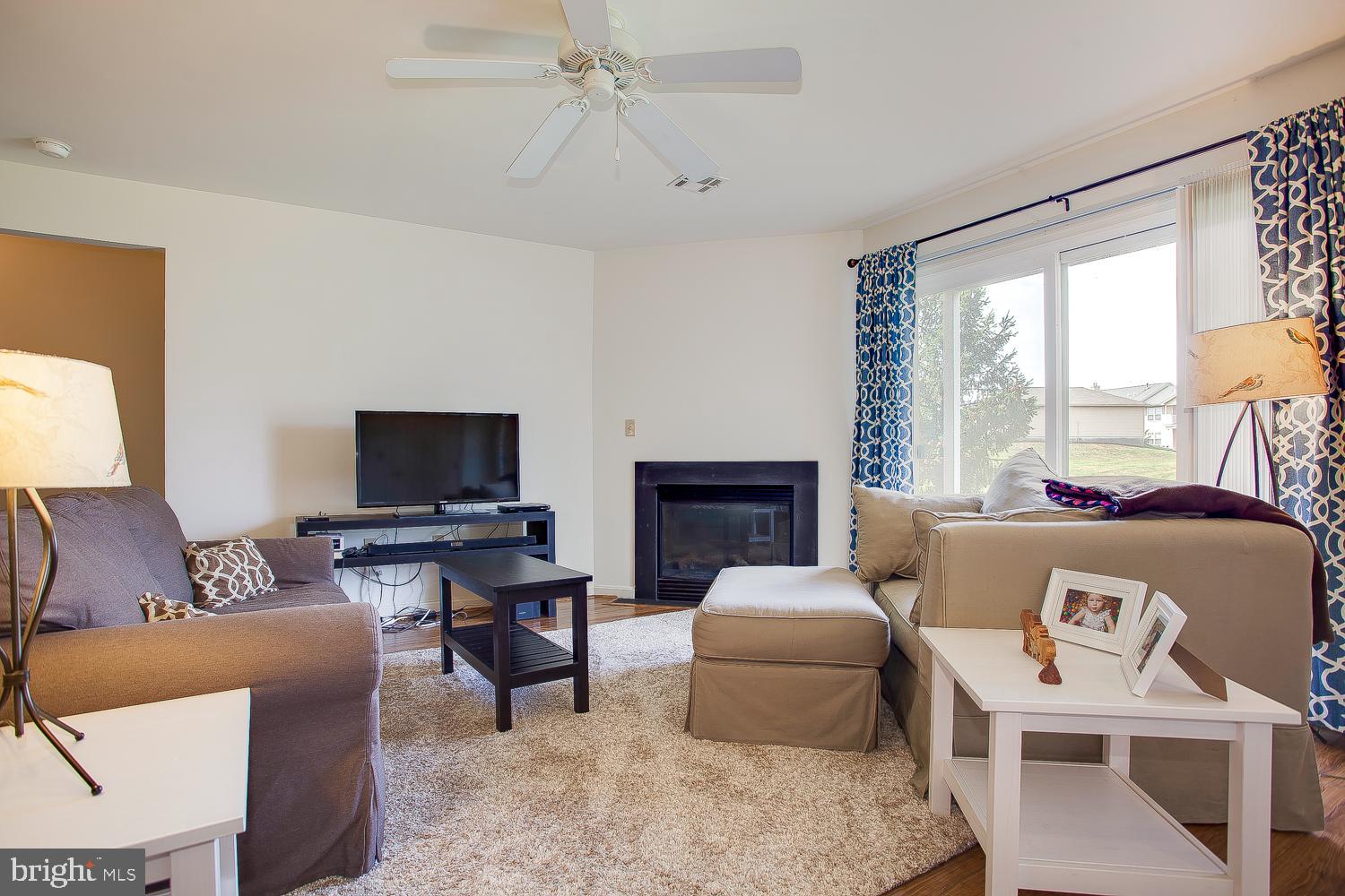 137 Sparrow Road Hummelstown, PA 17036 - Photo 7 of 23 Gallery Image 7