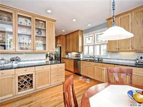2136 Club Road Charlotte, NC 28205 - Photo 4 of 16 Gallery Image 4