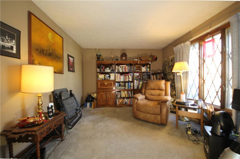 5333 Thompson Road Indianapolis, IN 46221 - Photo 6 of 15 Gallery Image 6