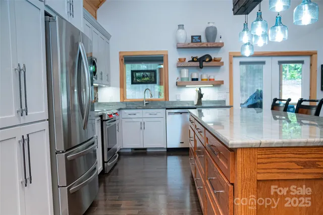 $799,500 | 265 Grandview Peaks Drive, Nebo, NC 28761