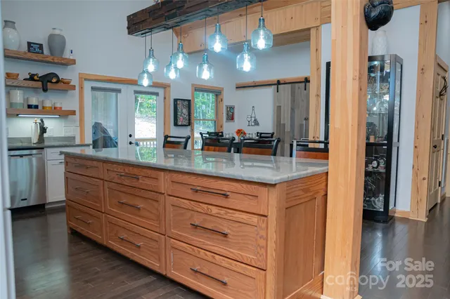 $799,500 | 265 Grandview Peaks Drive, Nebo, NC 28761