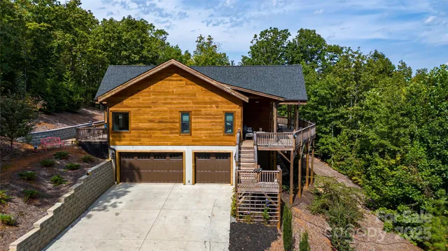 $799,500 | 265 Grandview Peaks Drive, Nebo, NC 28761