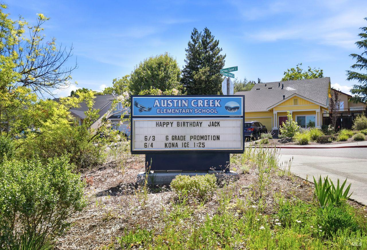 1439 Grey Hawk Way Santa Rosa, CA 95409 - Photo 35 of 37