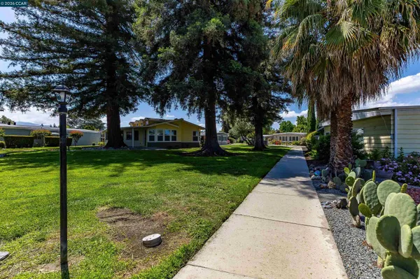 $275,000 | 2368 Dalis Drive, Concord, CA 94520