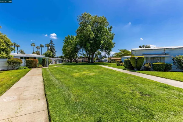 $275,000 | 2368 Dalis Drive, Concord, CA 94520