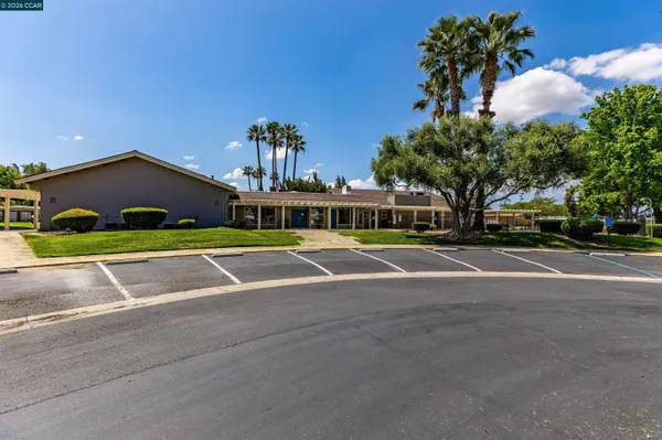 $275,000 | 2368 Dalis Drive, Concord, CA 94520