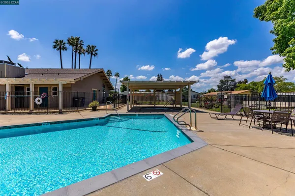 $275,000 | 2368 Dalis Drive, Concord, CA 94520