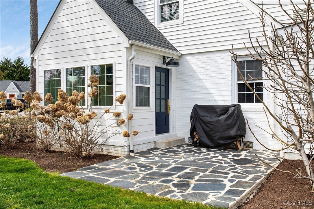 1201 Hollins Road Henrico, VA 23229 - Photo 30 of 37 Side Patio