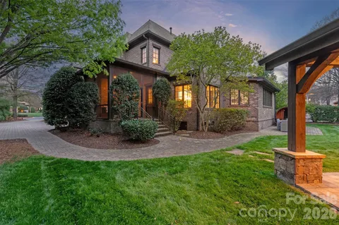 $2,100,000 | 8304 Marcliffe Court, Waxhaw, NC 28173