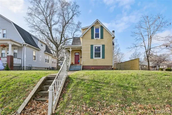 $179,900 | 414 Wabash Avenue, Belleville, IL 62220