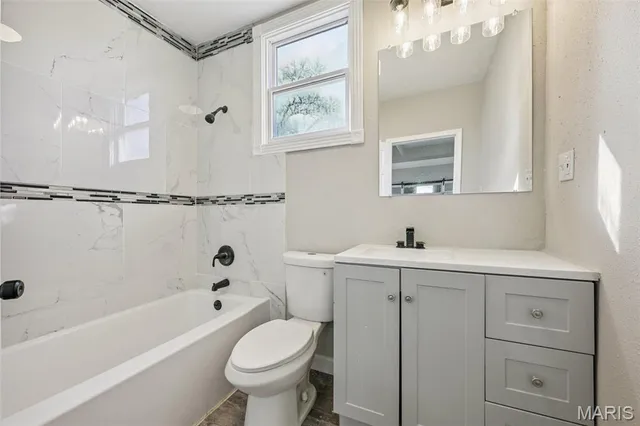 $184,999 | 414 Wabash Avenue, Belleville, IL 62220