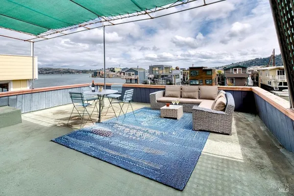 $1,050,000 | 6 Yellow Ferry Dock, Sausalito, CA 94965