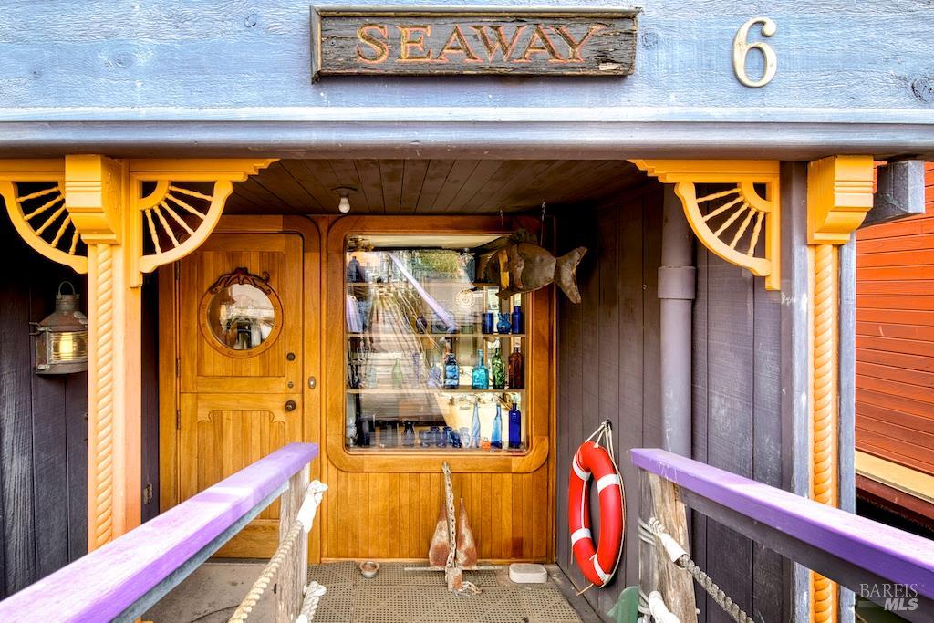 6 Yellow Ferry Dock Sausalito, CA 94965 - Photo 22 of 42